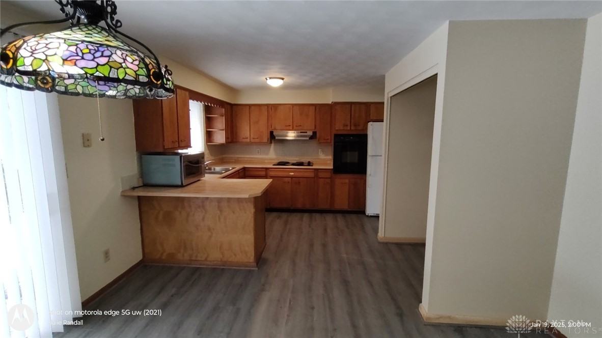 2989 Mckay Rd - Photo 4 of 19