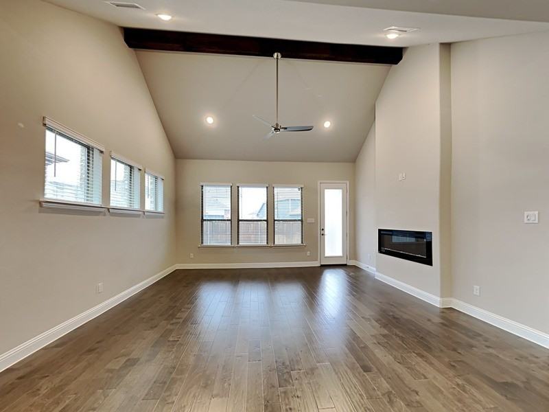 8262 Ottowa Rdg - Photo 2 of 27