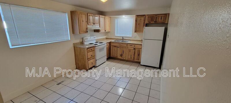 655 Sw #2 - Photo 5 of 20