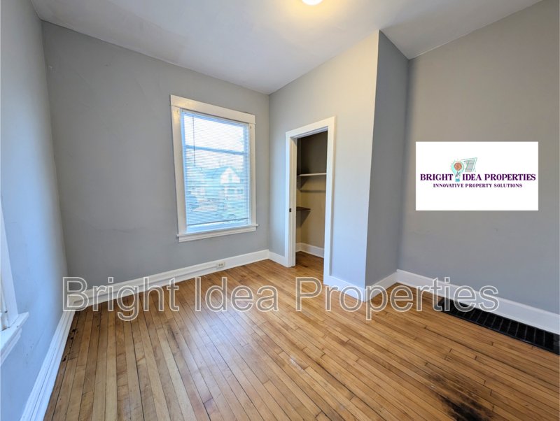 2612 29th Ave S - Photo 6 of 8