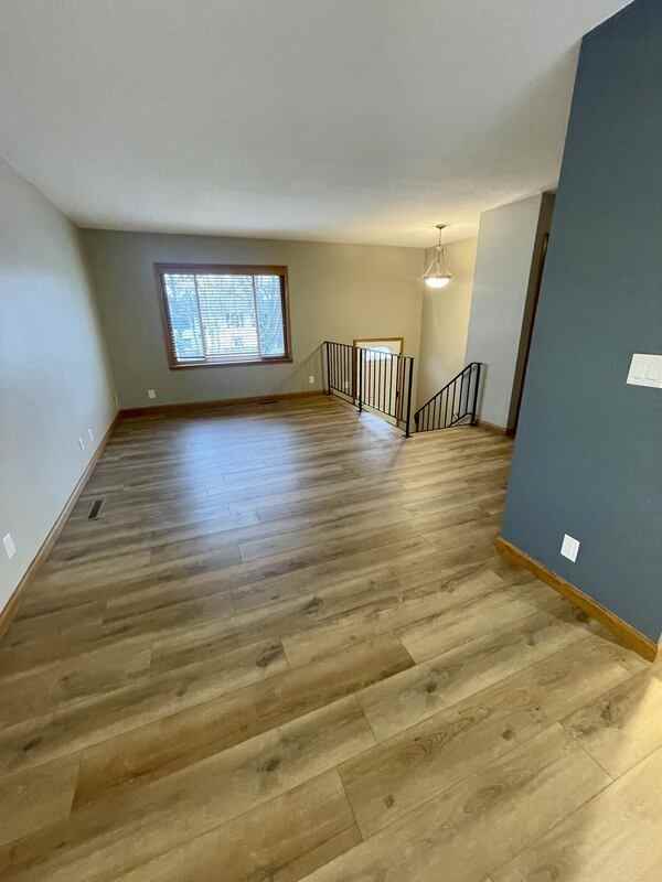 6711 Idlebrook Ln Ne - Photo 2 of 20