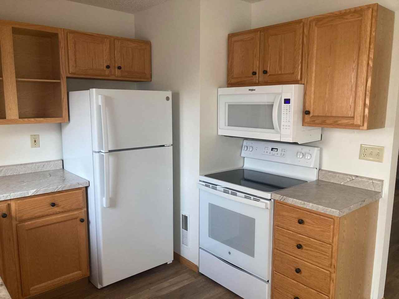 Belsly Blvd Townhomes - Photo 7 of 23