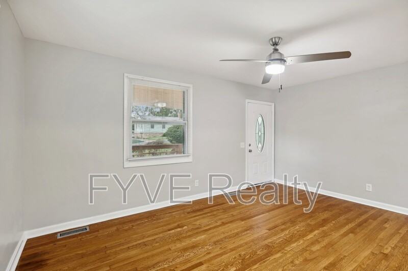 70 Elberta St - Photo 3 of 35