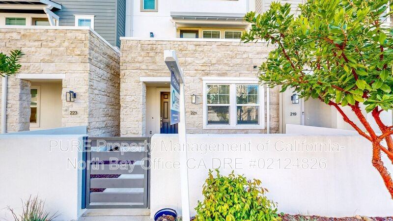 221 Gambrel Cir - Photo 4 of 50