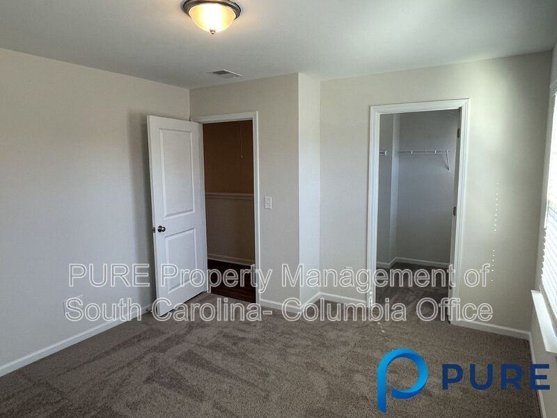 1433 Tamarind Ln - Photo 5 of 37