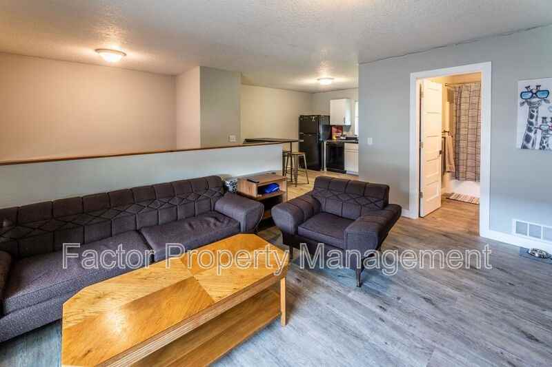 1310 Warren St #5 - Photo 2 of 15