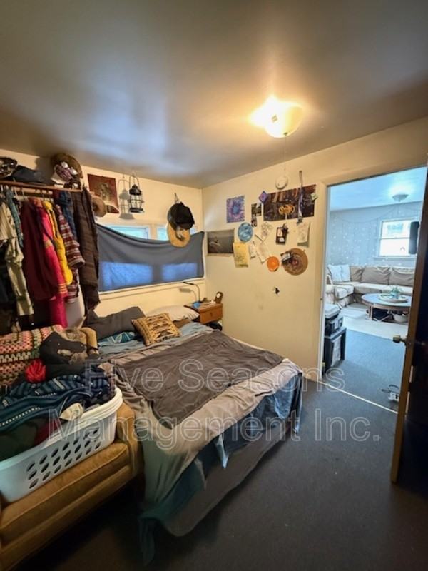 362 Riverside Ave - Photo 6 of 14