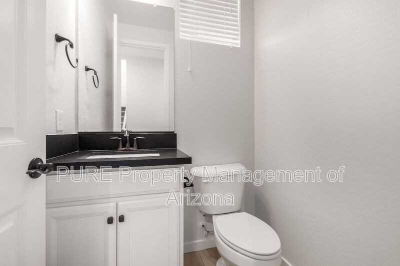 1827 S Follett Way - Photo 7 of 26