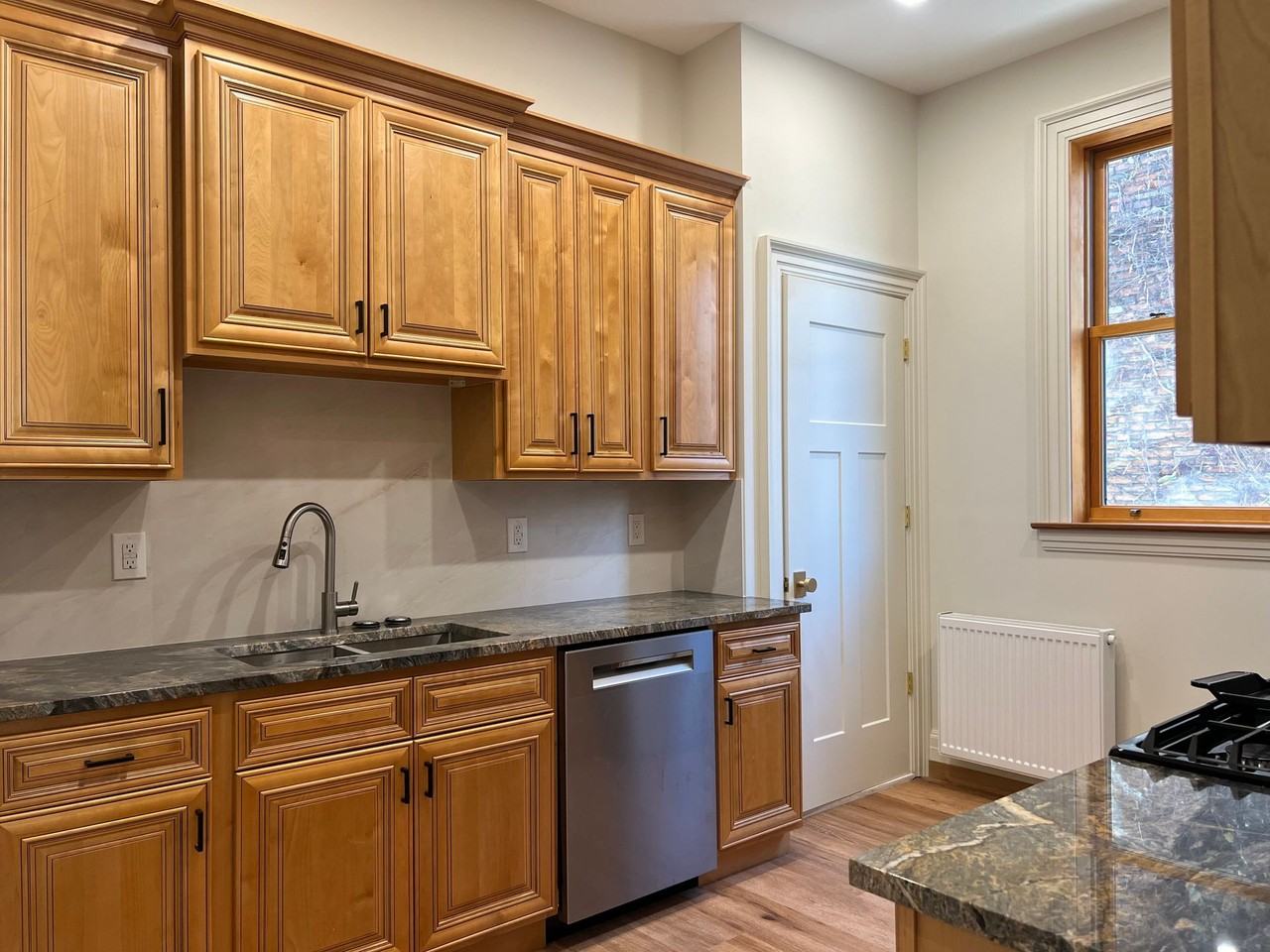 Summer Elms - Photo 4 of 17