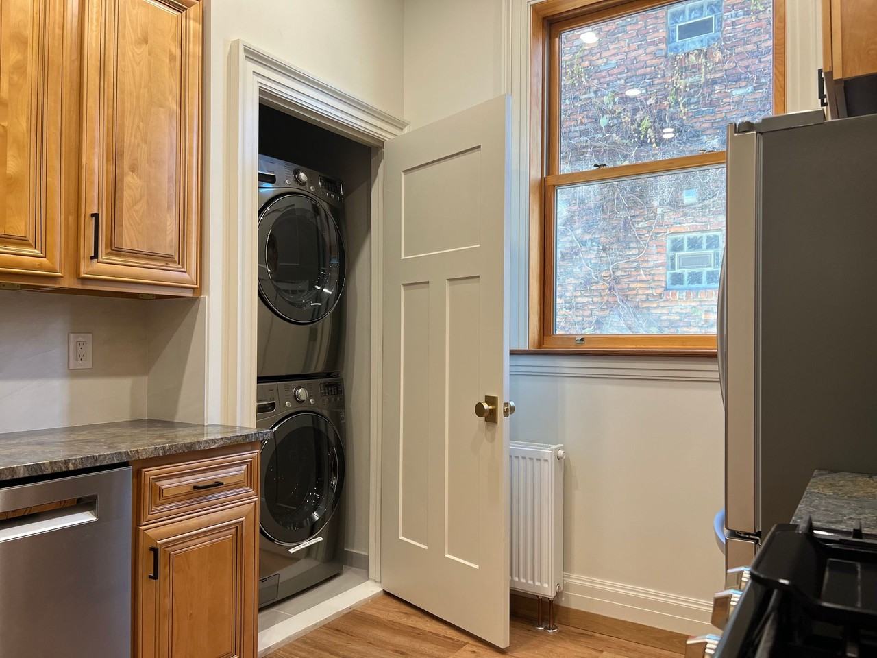 Summer Elms - Photo 5 of 17