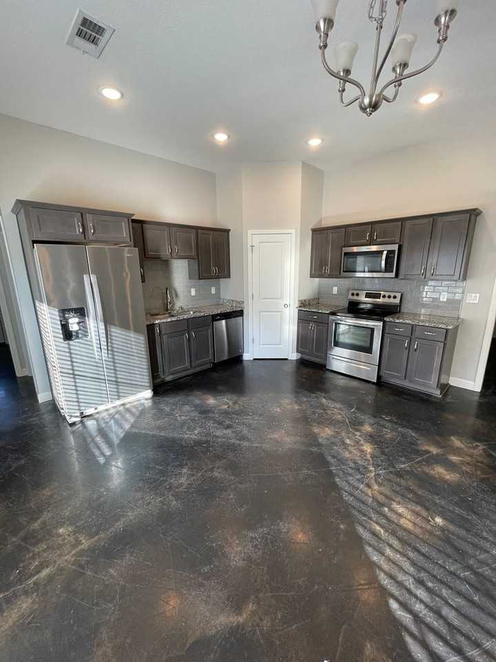 337 Wolf Den Dr - Photo 4 of 13