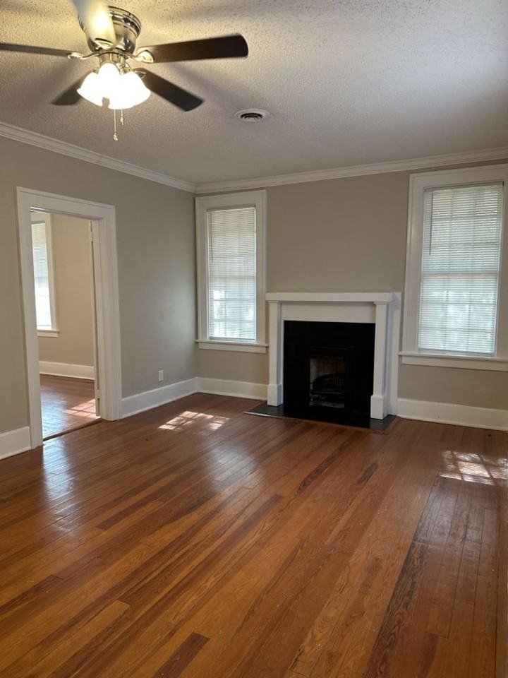 1698 Johns Road Ext - Photo 2 of 13