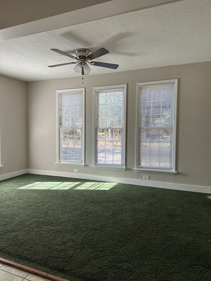 1698 Johns Road Ext - Photo 6 of 13