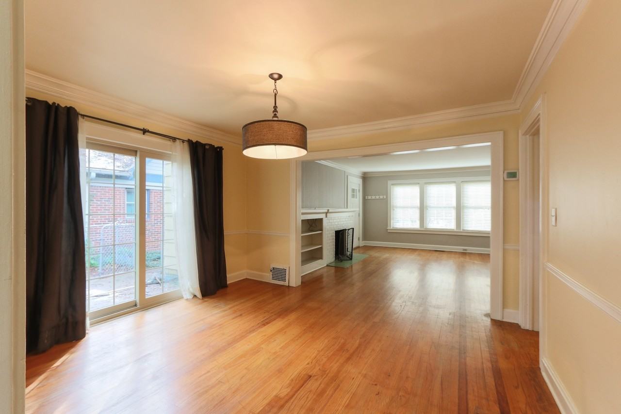 224 E Winthrope Rd - Photo 3 of 19