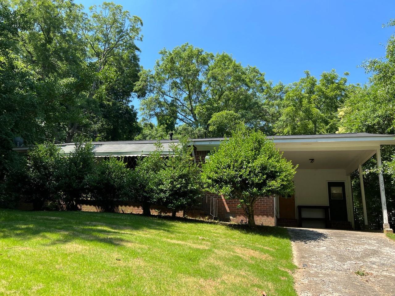 272 Arch St - Photo 2 of 15