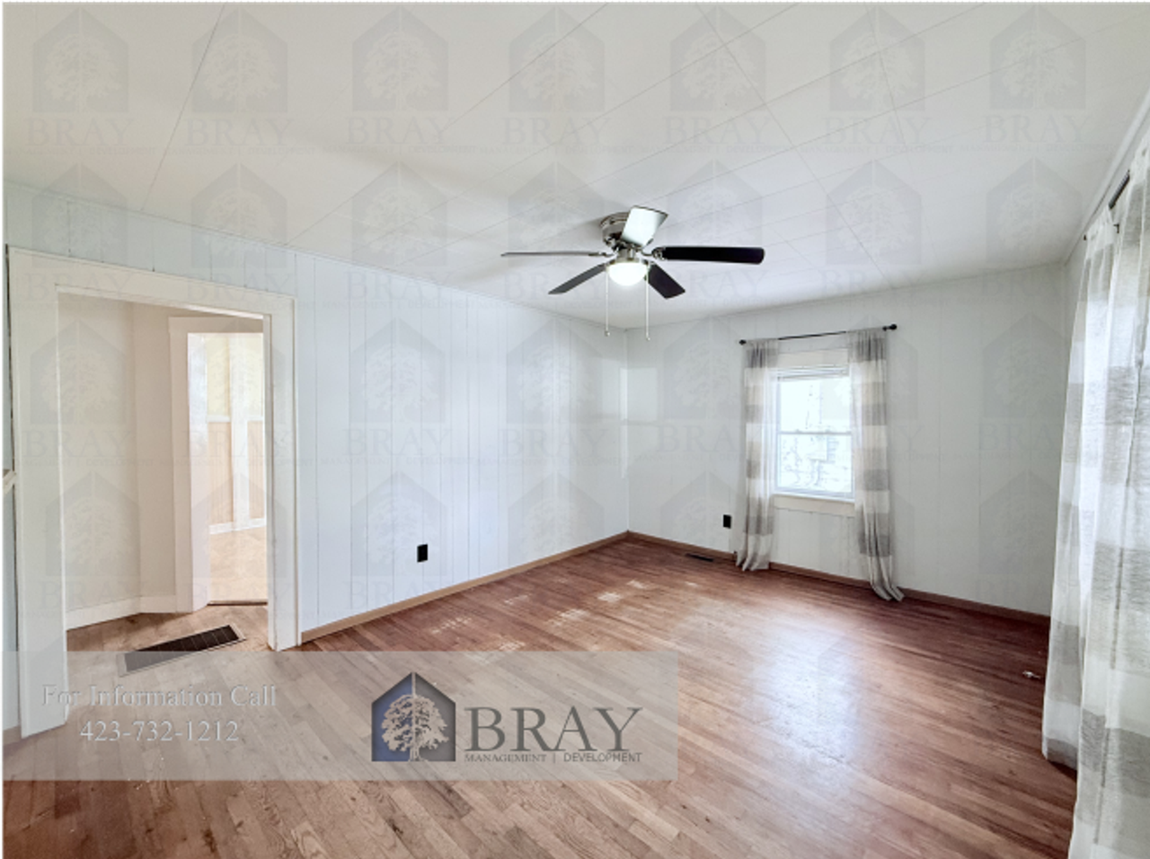 911 Hopson St - Photo 3 of 14