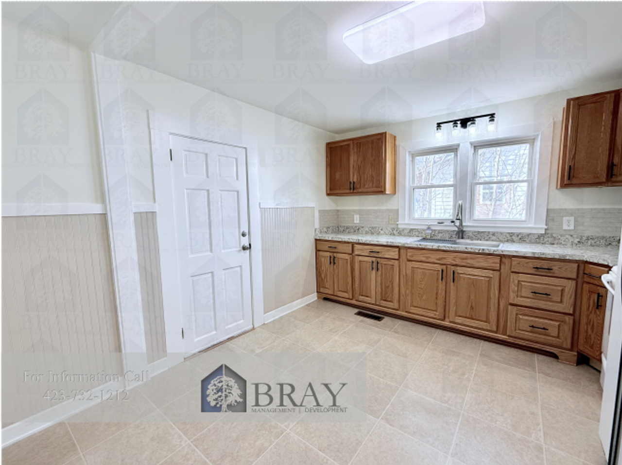 911 Hopson St - Photo 6 of 14