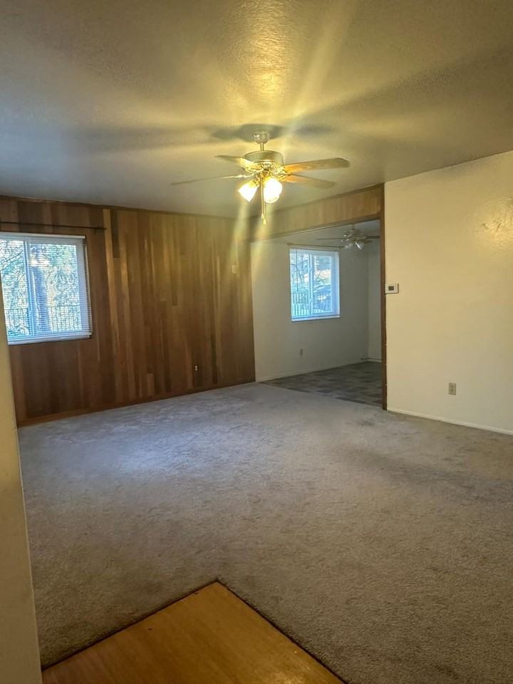 987 Timber Hills Rd - Photo 4 of 15