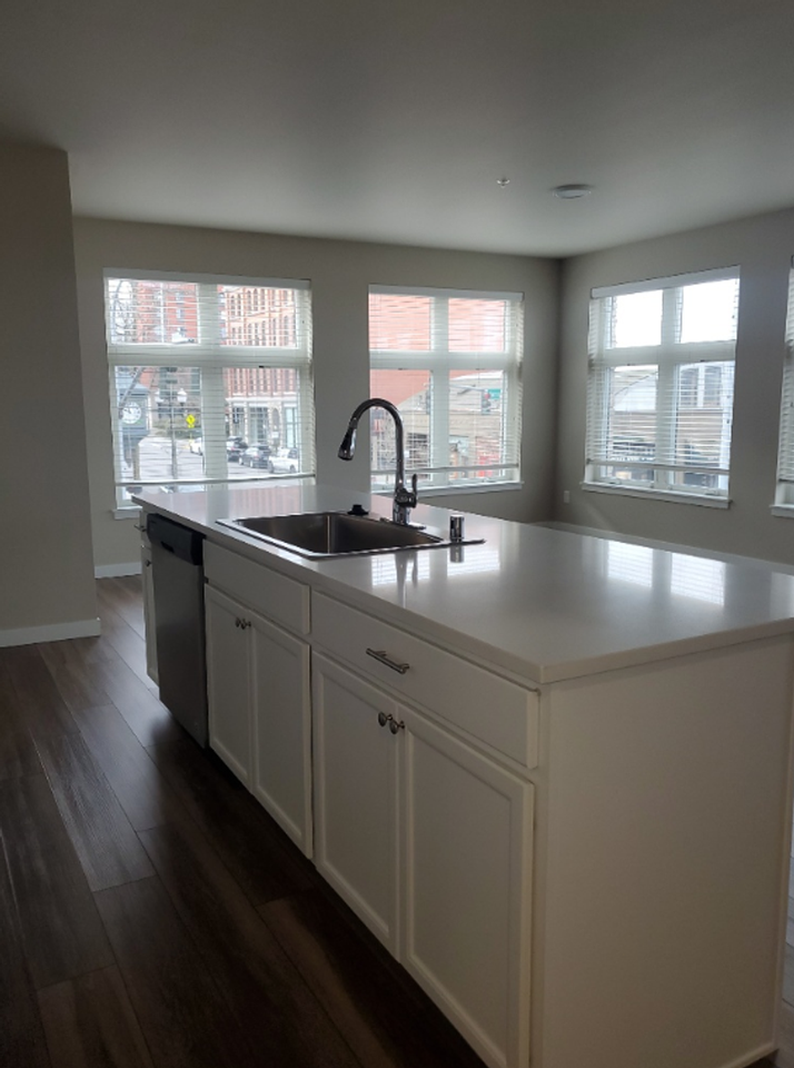 Fairhaven Towers - Photo 2 of 29