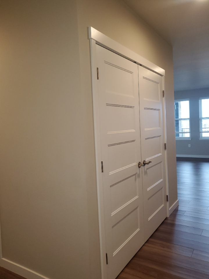 Fairhaven Towers - Photo 5 of 29