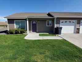 featured image of 7579 Cox St Ne