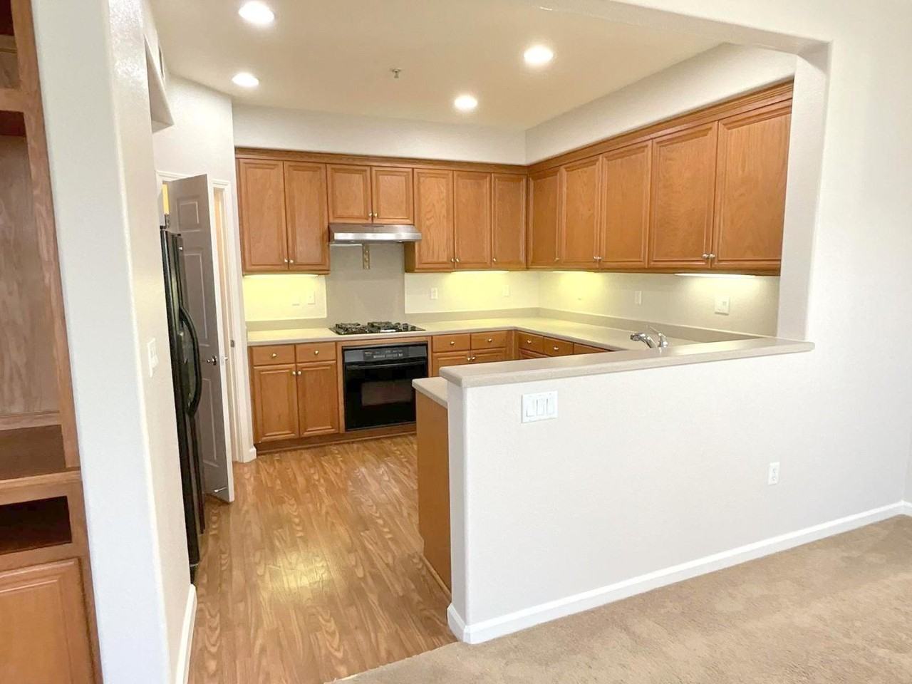 2213 Joree Ln - Photo 6 of 32