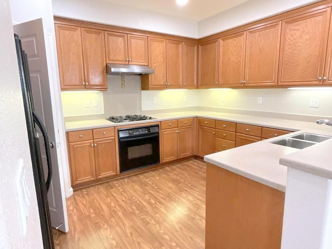 2213 Joree Ln - Photo 7 of 32