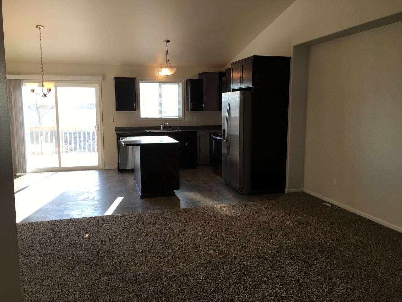 1327 4th St Nw - Photo 4 of 8