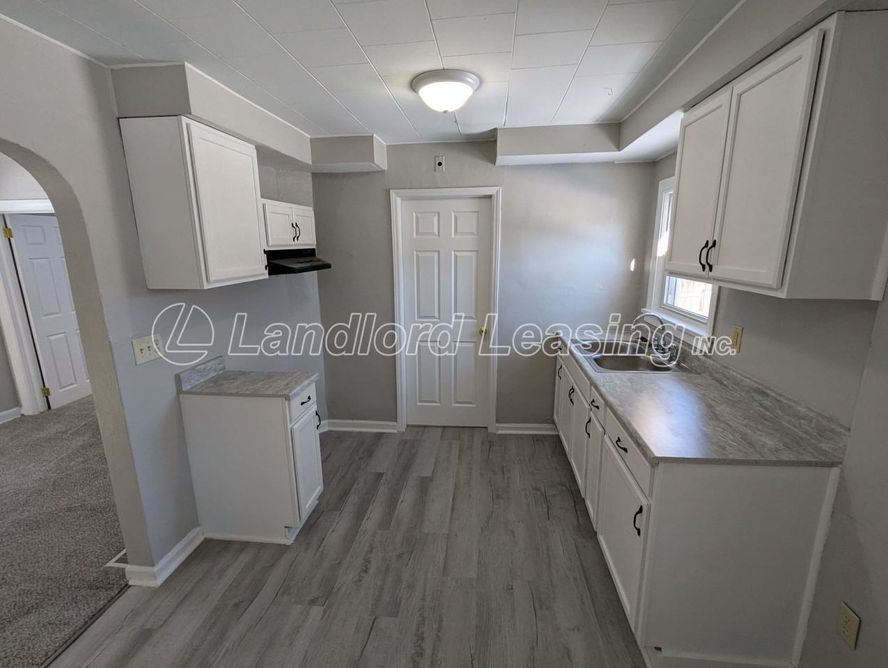 3251 Camden Ave - Photo 6 of 16