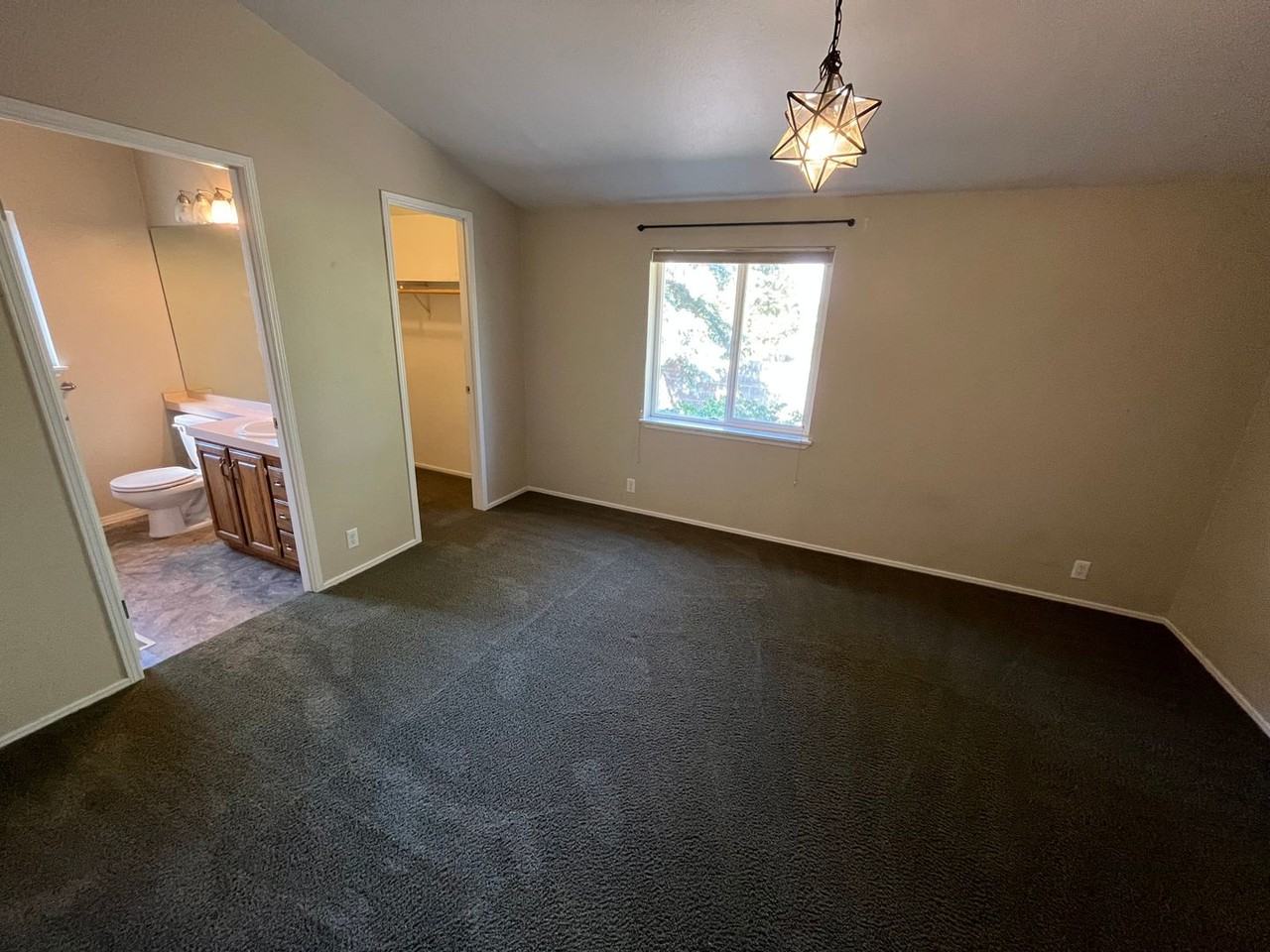 2614 Ne Rosemary Dr - Photo 5 of 14