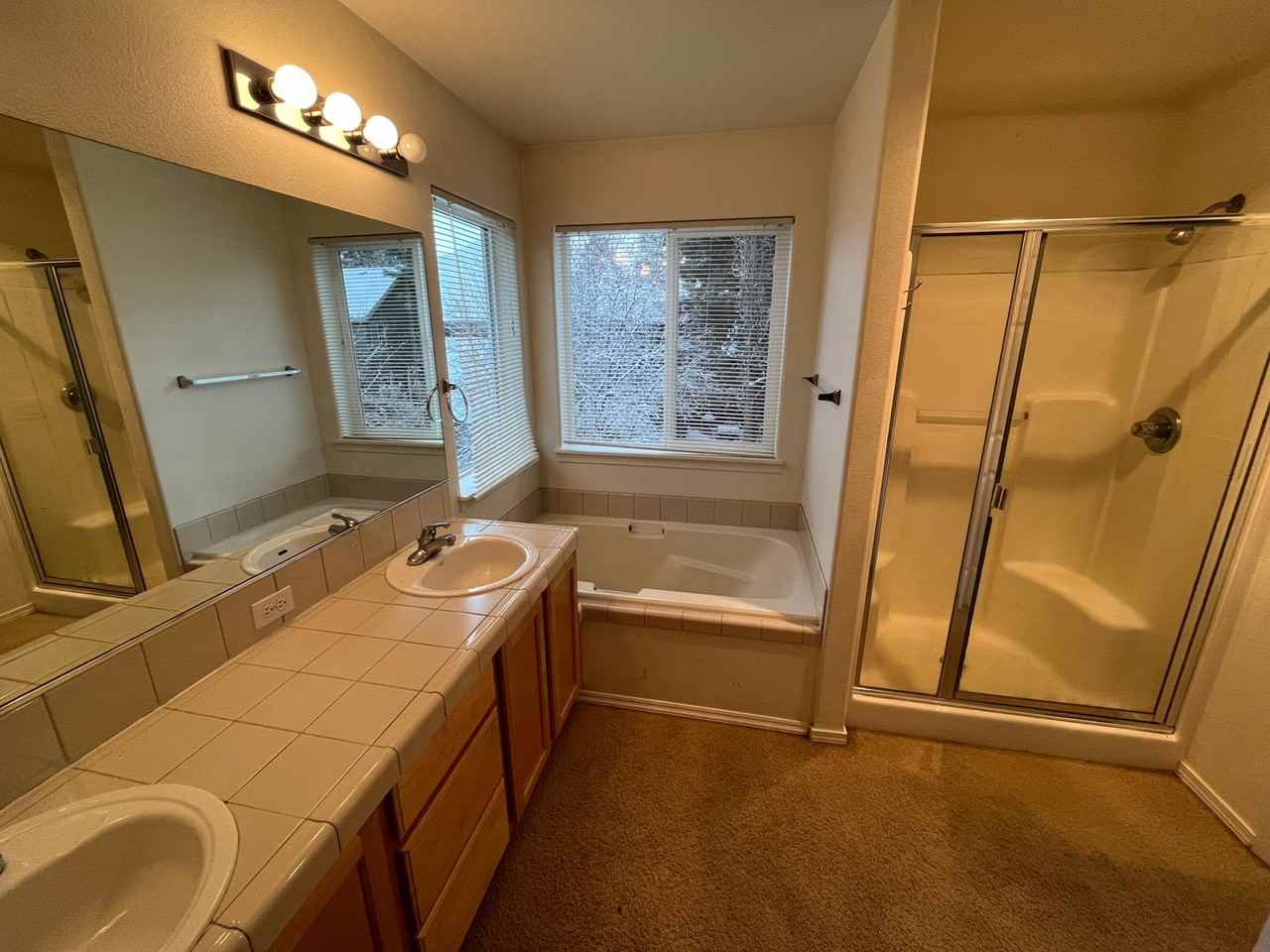 19572 Salmonberry Ct - Photo 7 of 18