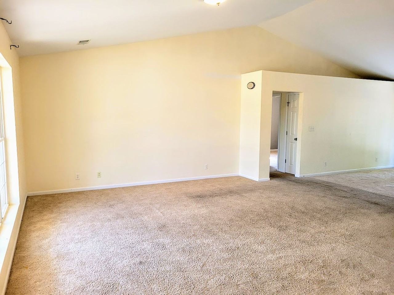 107 Walnut Ct - Photo 3 of 16