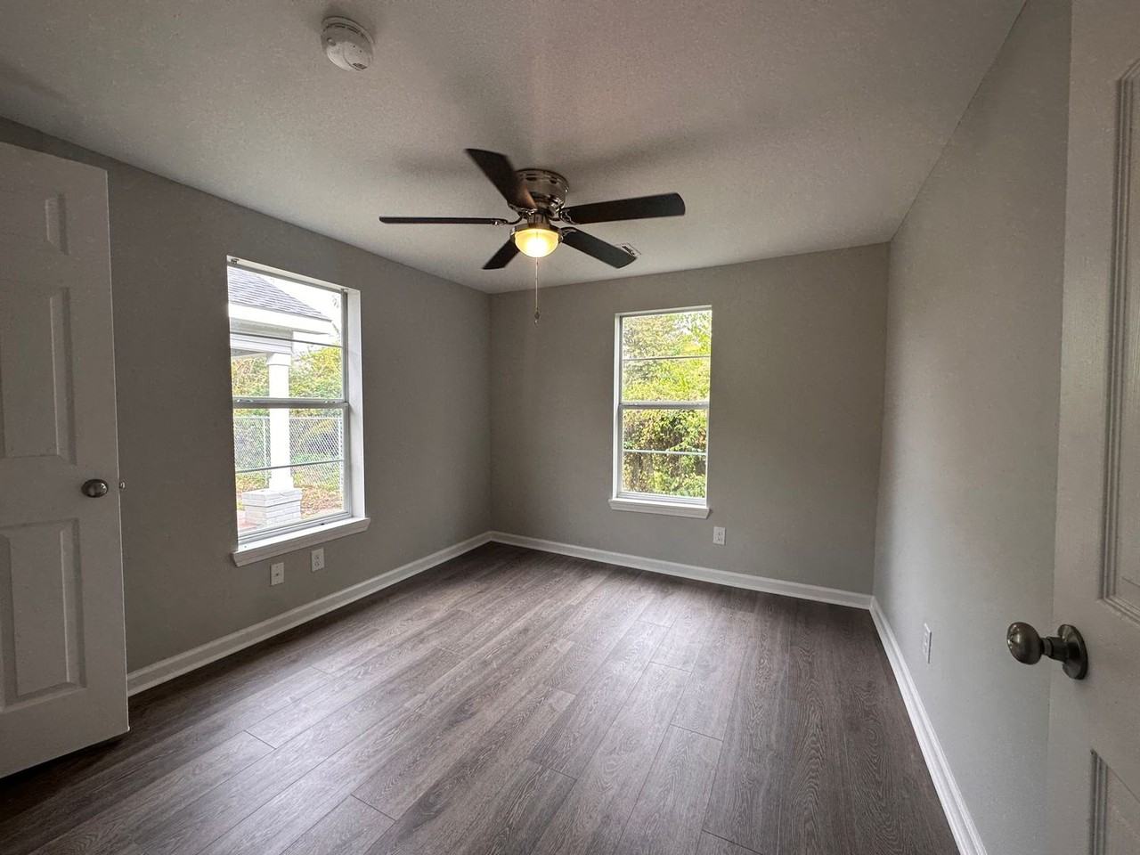 714 S Franklin St - Photo 5 of 9