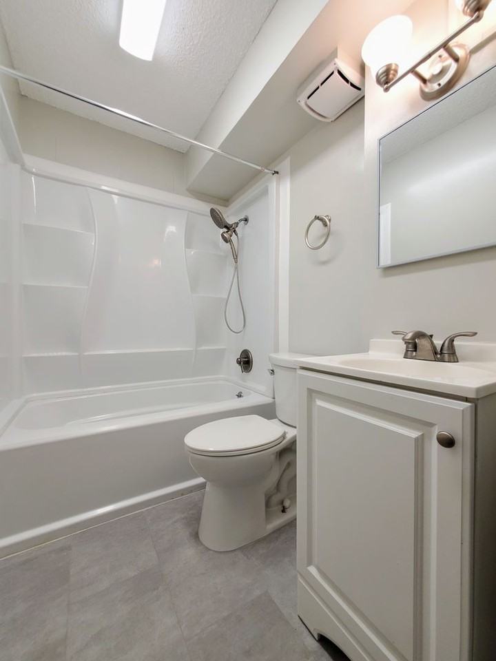 98-142 Lipoa Pl #204 - Photo 5 of 10