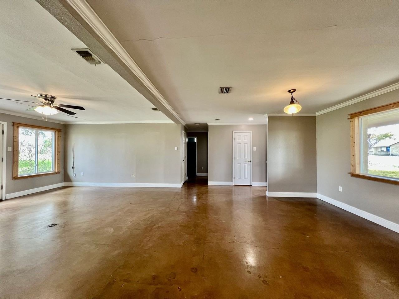 213 Crest Circle Dr Unit B - Photo 6 of 25