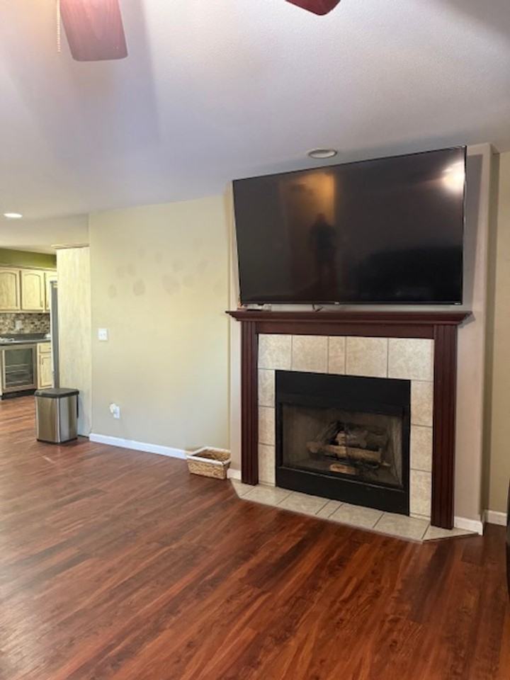 19355 Lambert Ln - Photo 7 of 17