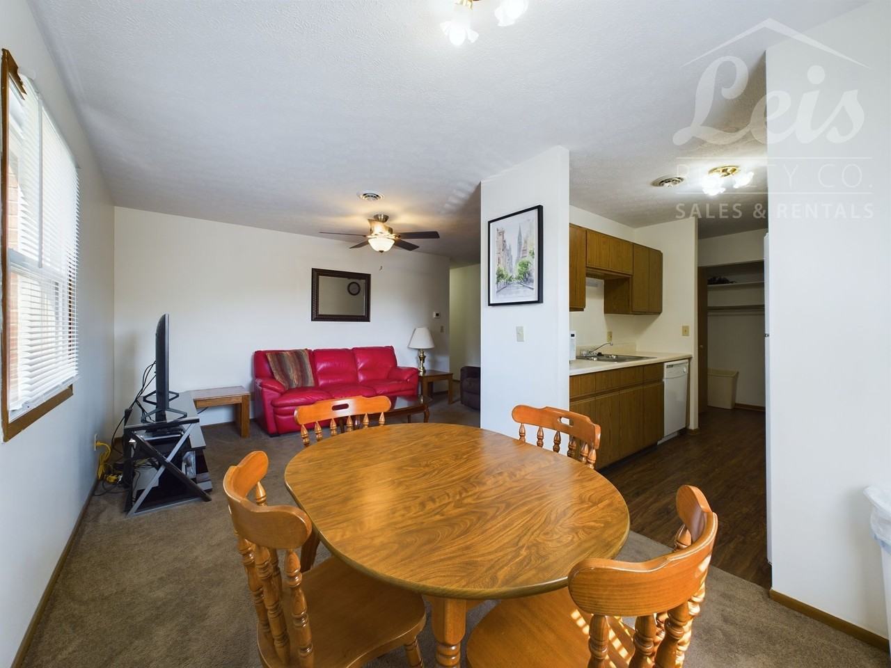 552 Stonecastle Court, Apt B1 - Photo 2 of 18