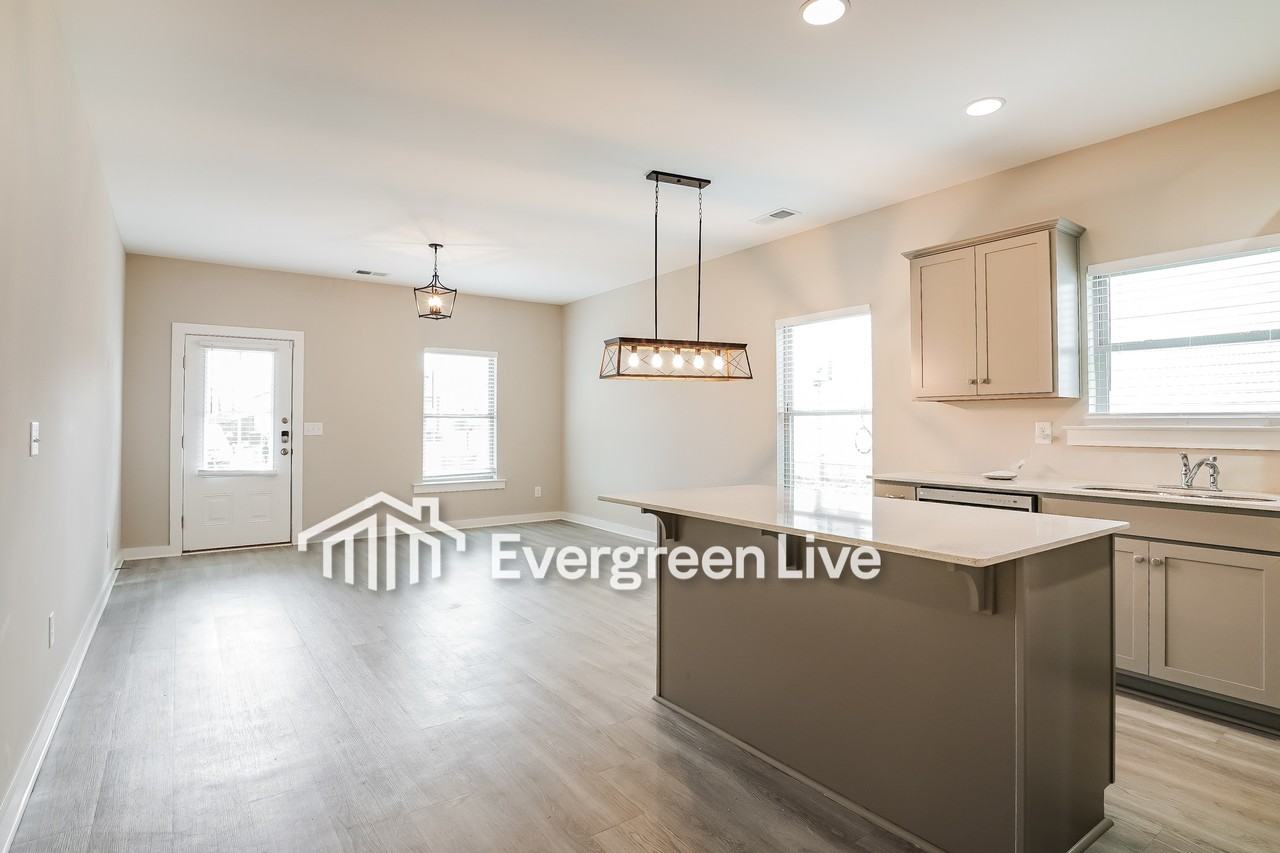 173 Park Dr N - Photo 6 of 16