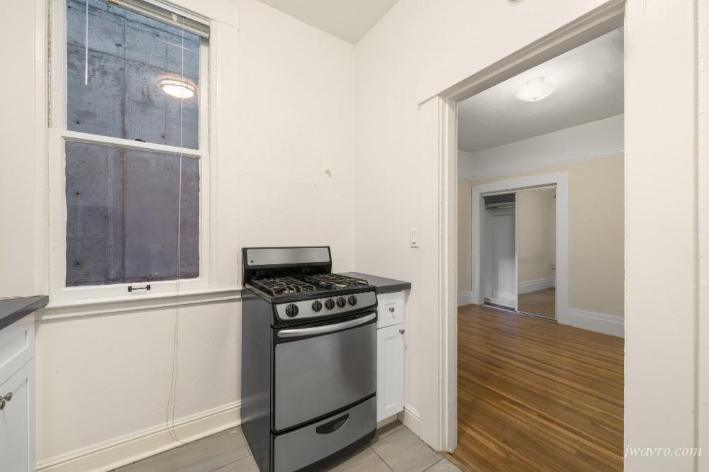 California Street & Jones Street - Photo 3 of 13