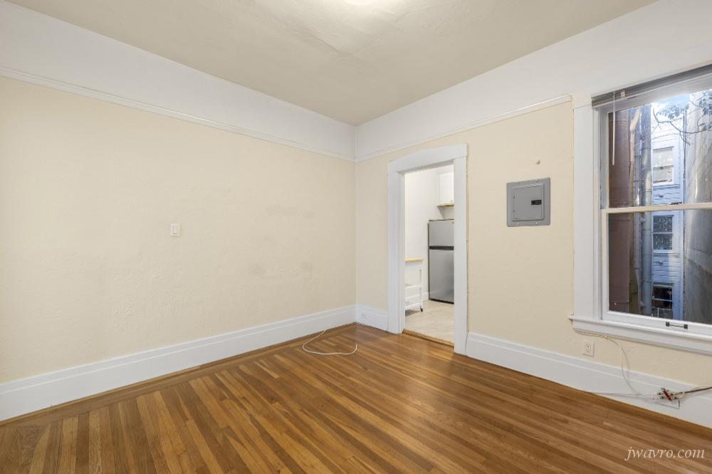 California Street & Jones Street - Photo 4 of 13