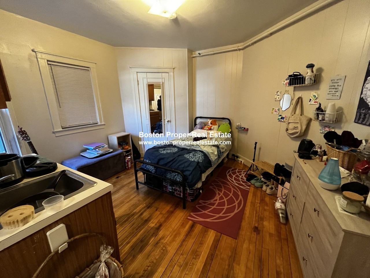 16 Westland Ave #302 - Photo 2 of 13