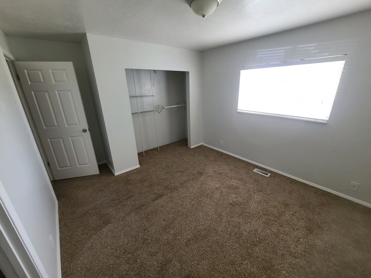 2679 S Melville Dr #NA - Photo 4 of 10