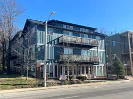 featured image of 1116 N Walnut St #3