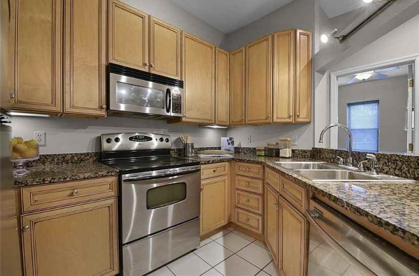 1432 Dolman St #NA - Photo 2 of 18