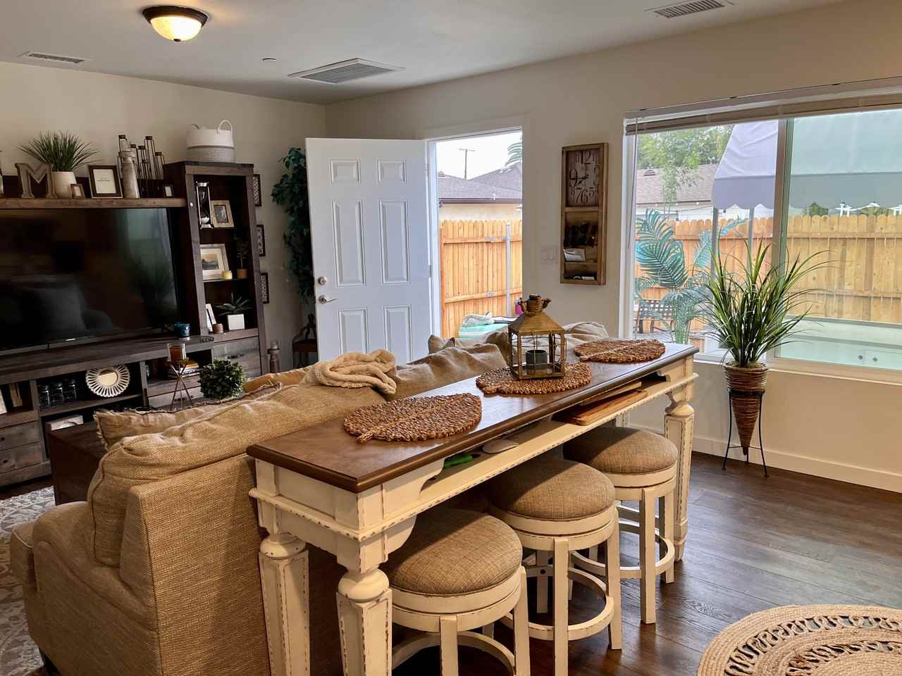 2544 6th St #NA - Photo 2 of 8