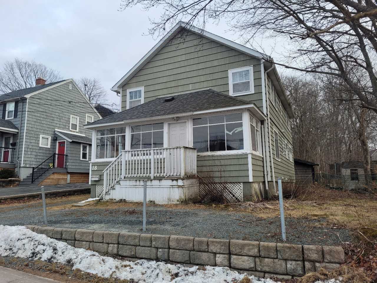 18 Sinclair St #1 - Photo 2 of 19