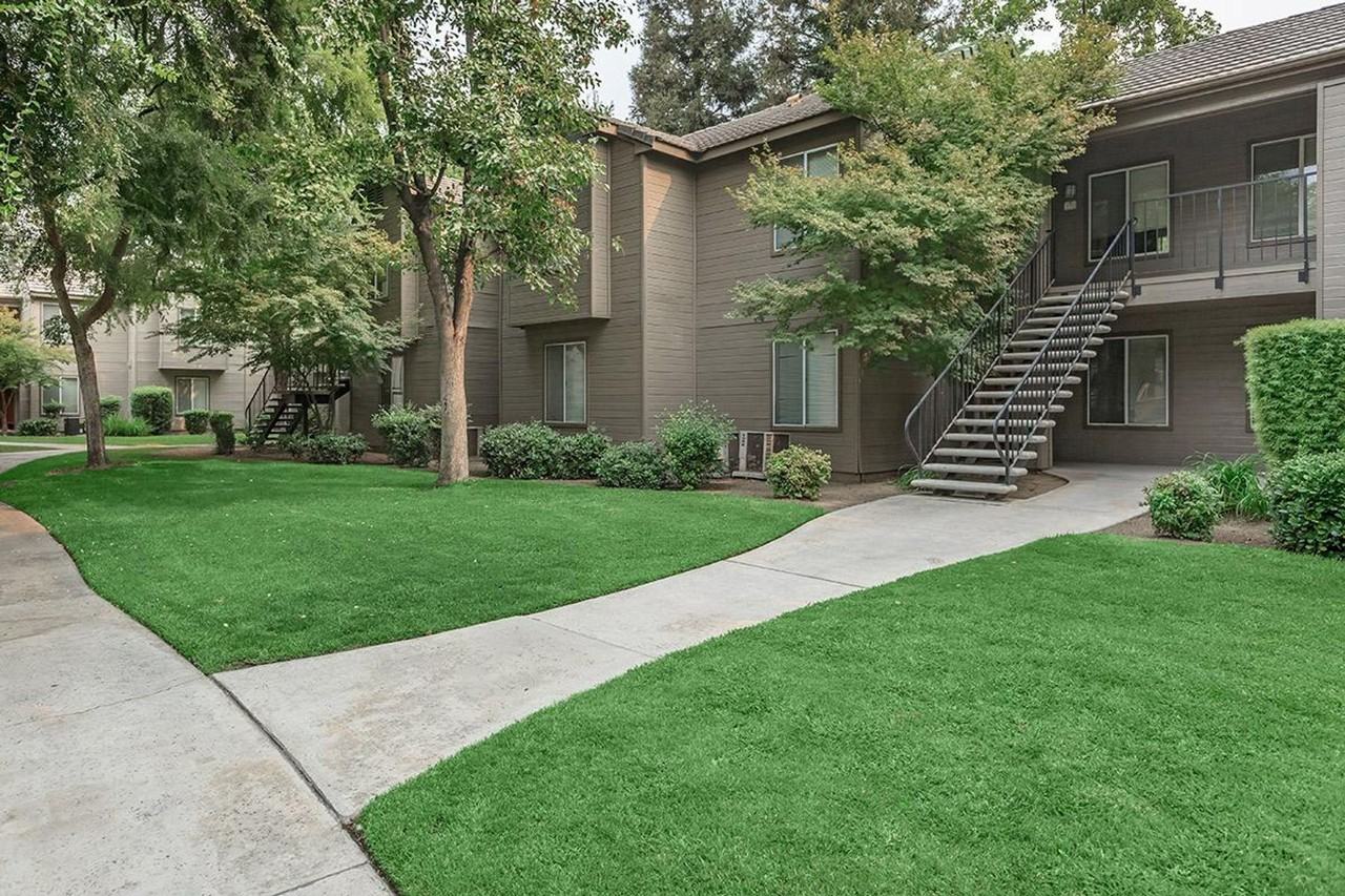 Sierra Ridge in Clovis, California. The perfect place to call home! - Photo 7 of 50