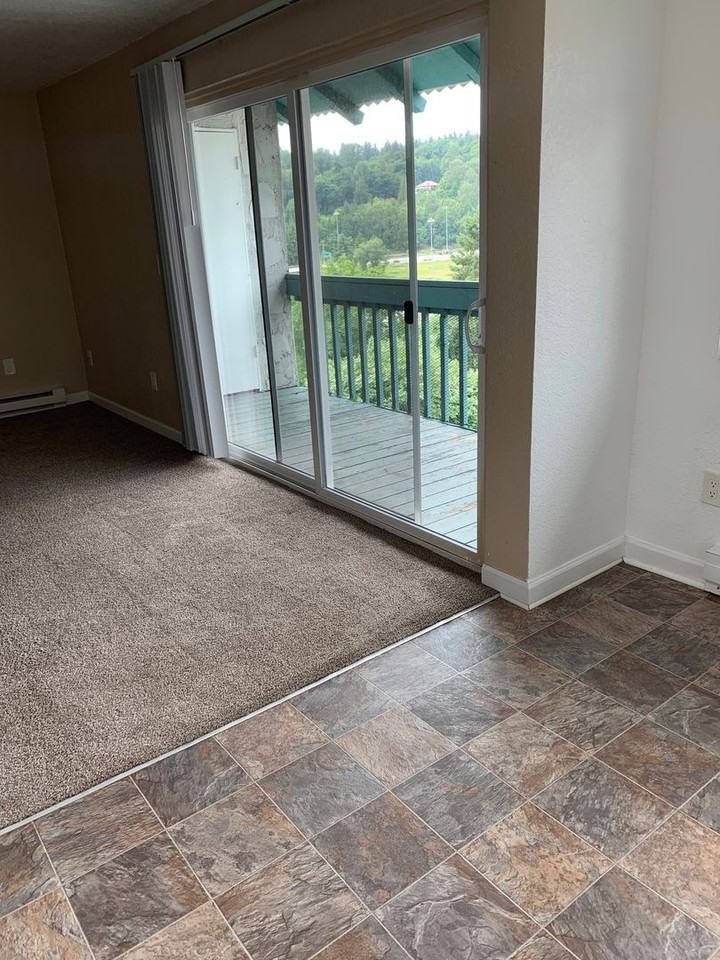 La Vista Apartments - Photo 7 of 7