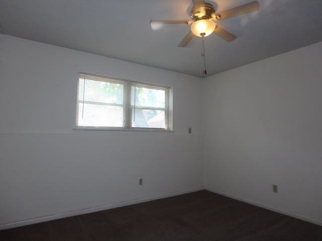 211 Waugh St - Photo 3 of 21