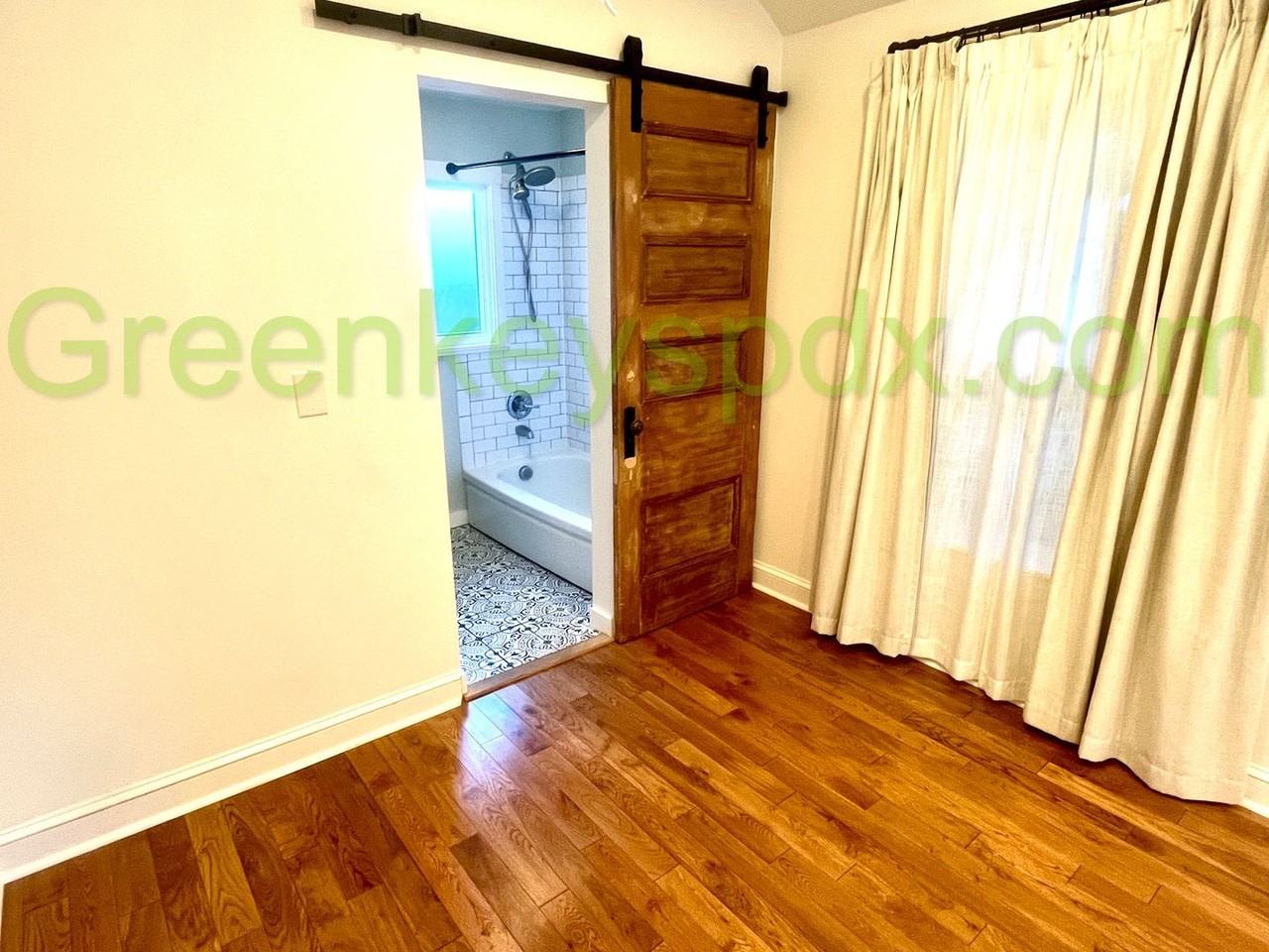 7318 N Vincent Ave - Photo 6 of 25